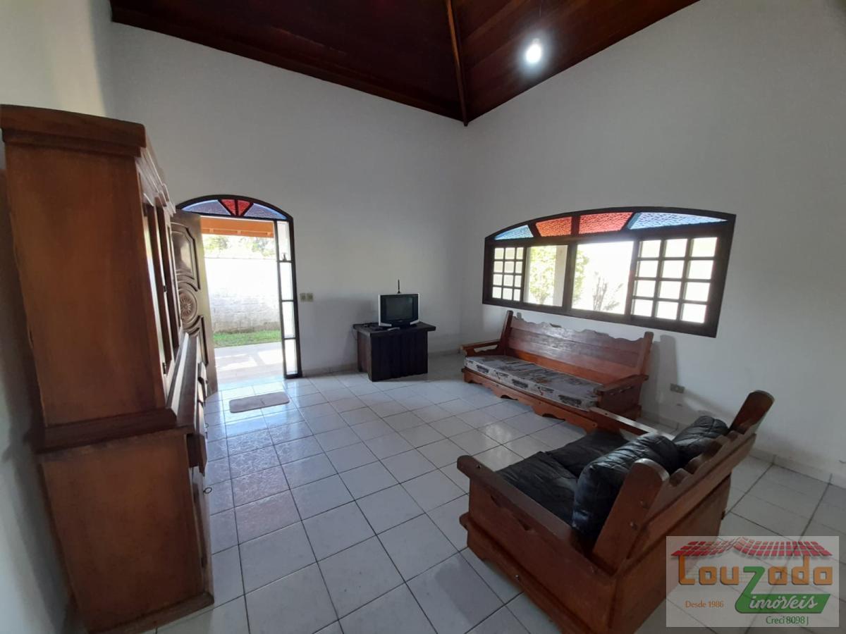 Casa à venda com 4 quartos, 1070m² - Foto 4