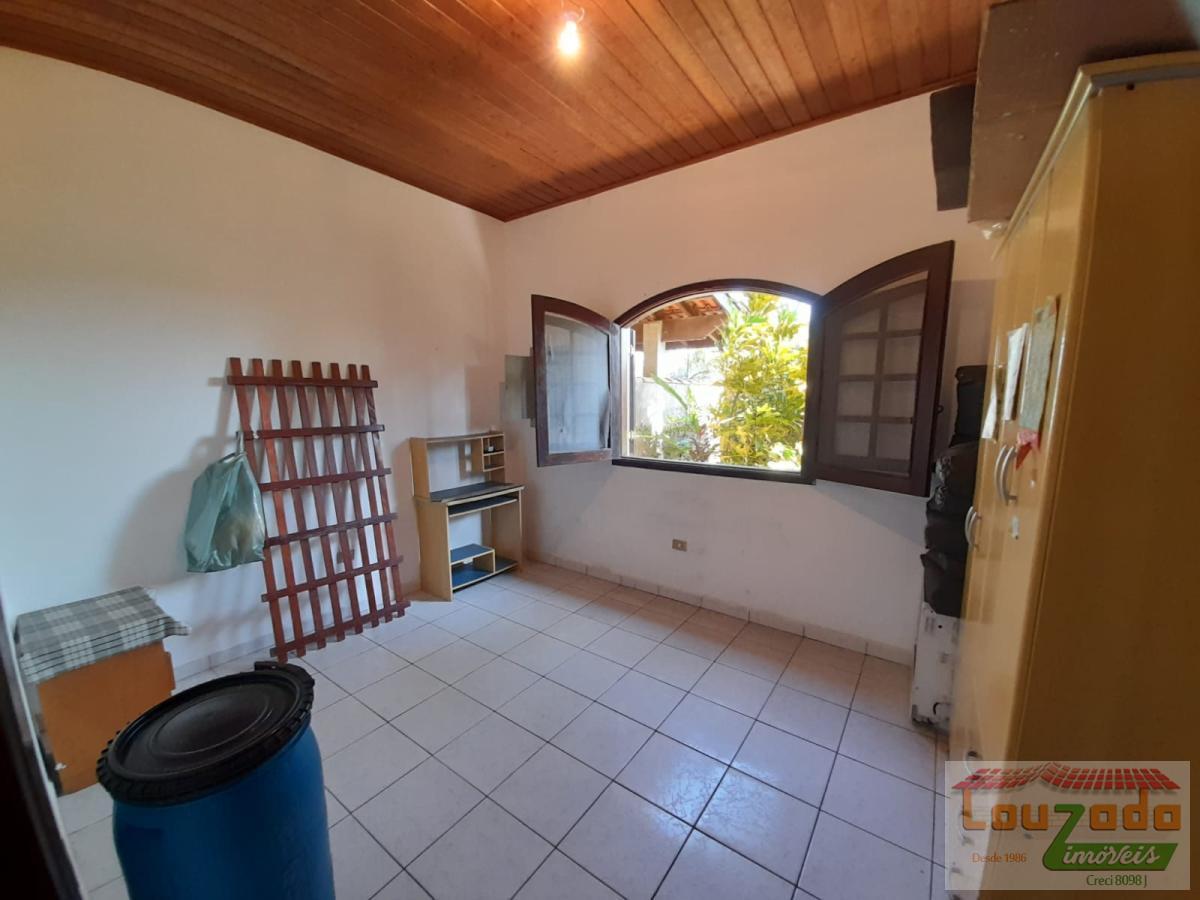 Casa à venda com 4 quartos, 1070m² - Foto 16