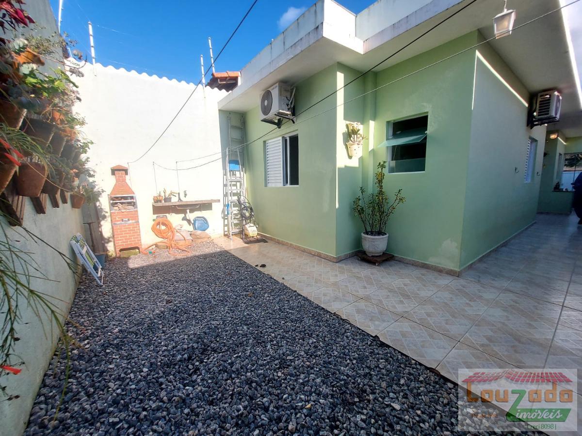 Casa à venda com 2 quartos, 150m² - Foto 17