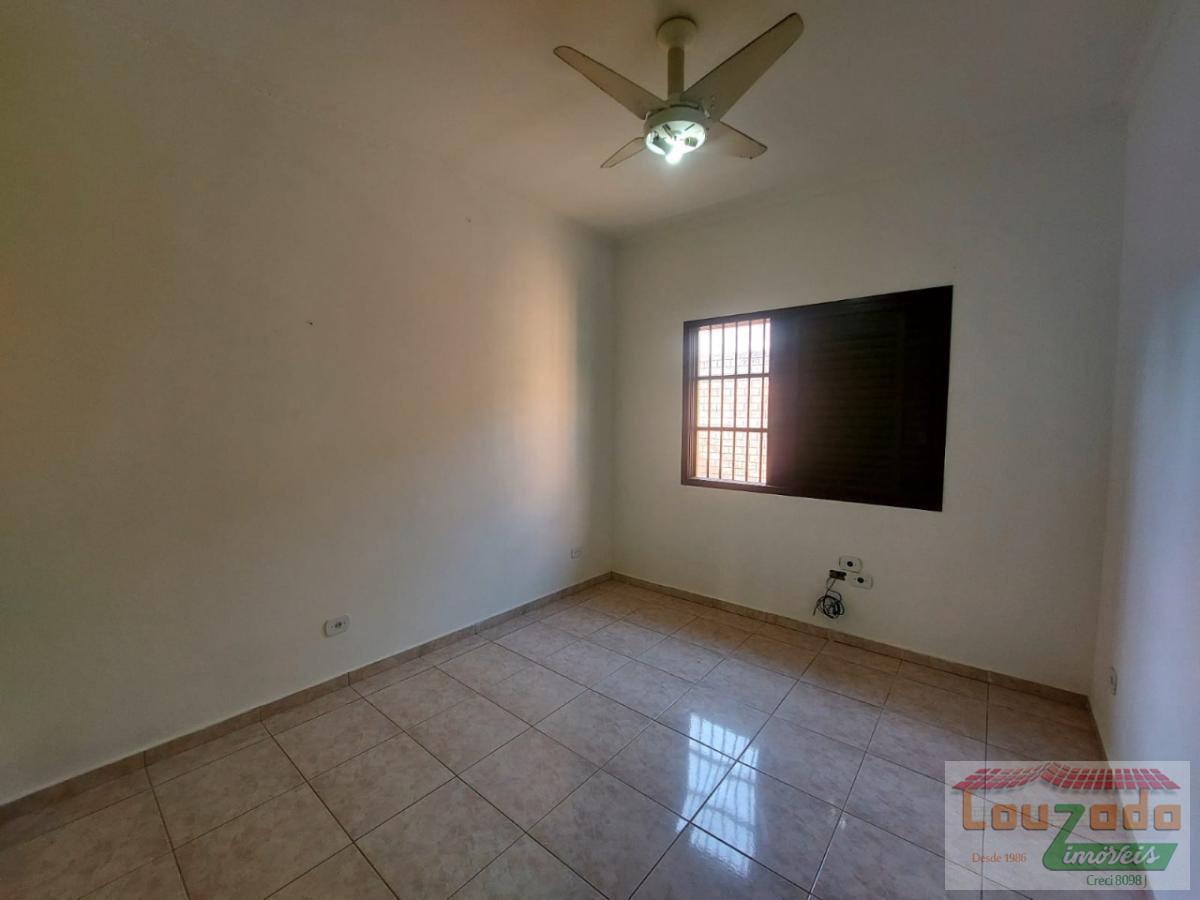 Sobrado à venda com 4 quartos, 340m² - Foto 8