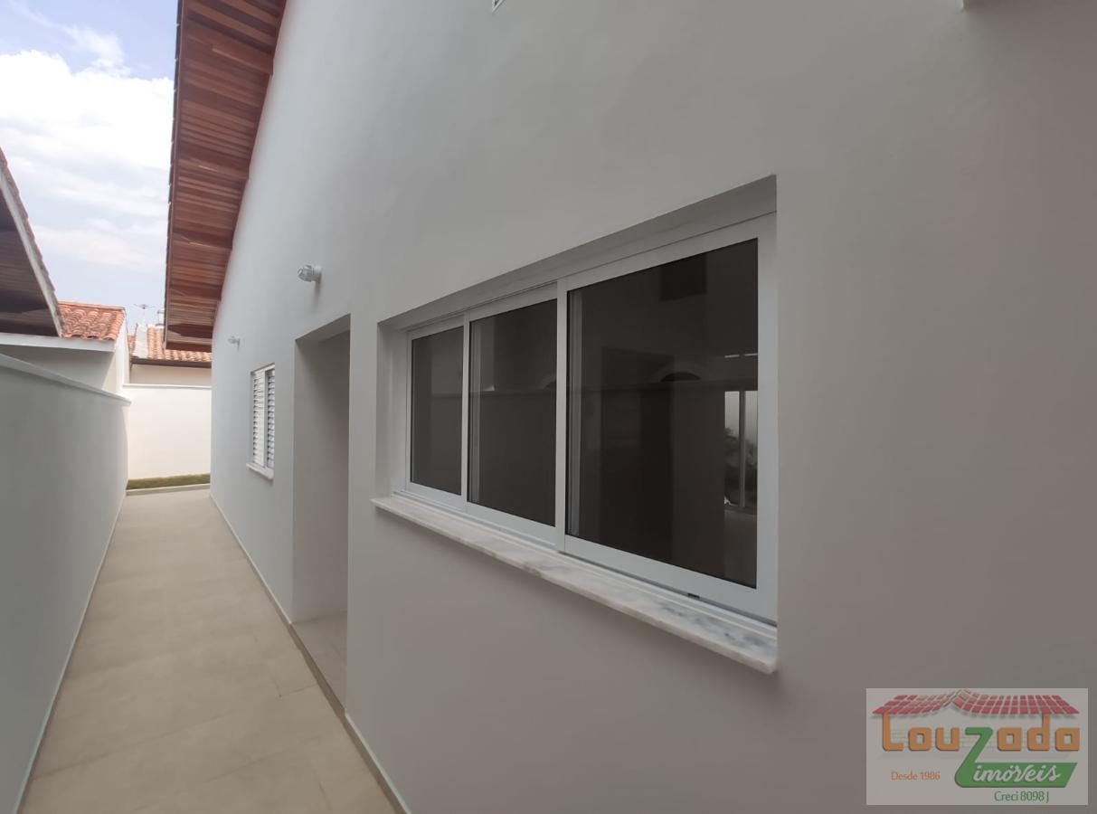 Casa à venda com 3 quartos, 250m² - Foto 13