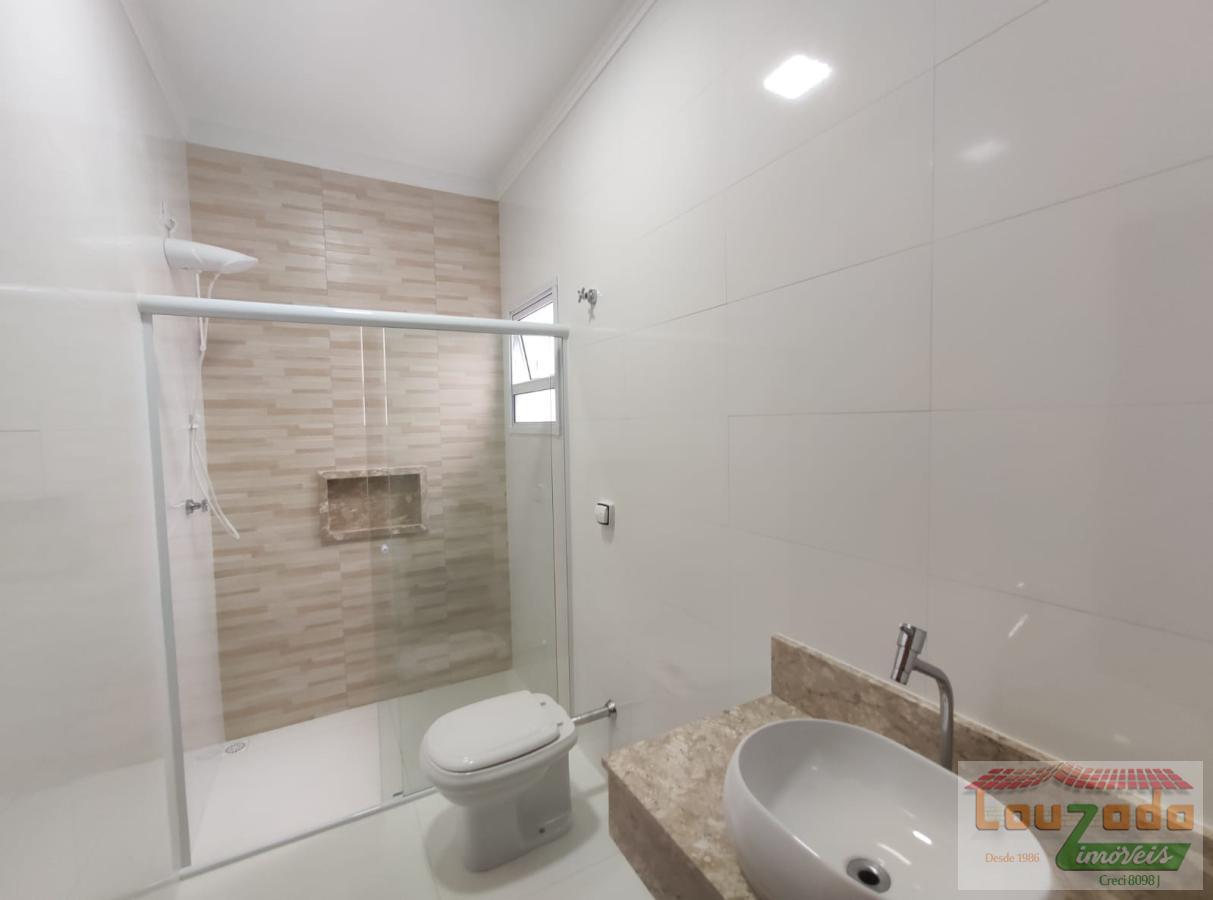 Casa à venda com 3 quartos, 250m² - Foto 11