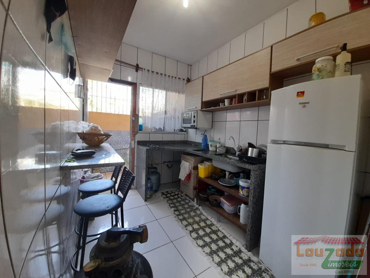 Casa à venda com 2 quartos, 150m² - Foto 5