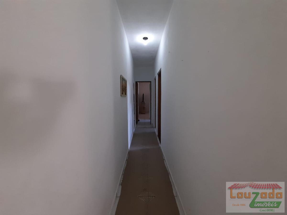 Casa à venda com 2 quartos, 150m² - Foto 8