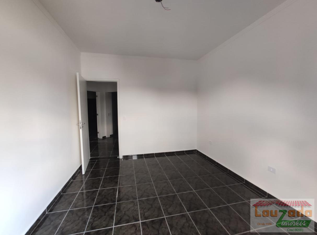 Sobrado à venda com 5 quartos, 320m² - Foto 8