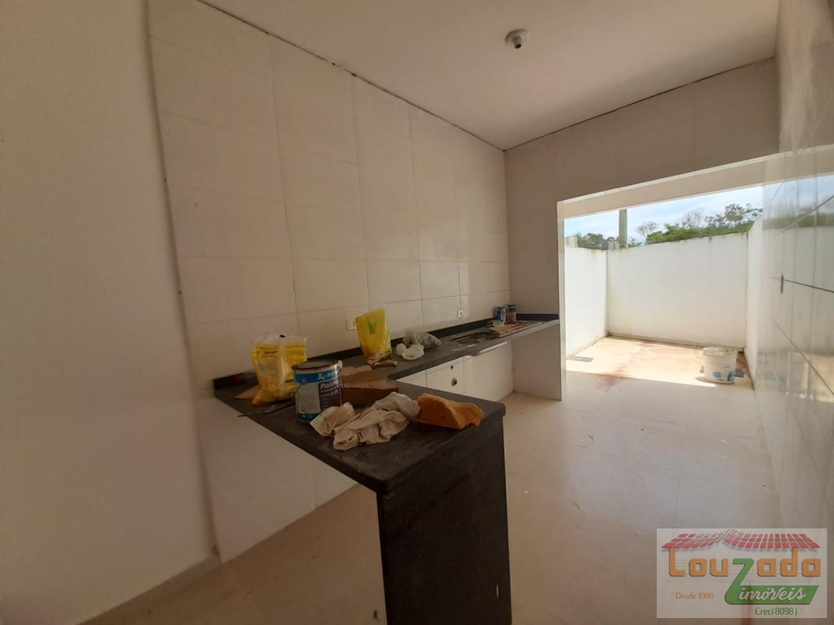 Casa à venda com 2 quartos, 125m² - Foto 5