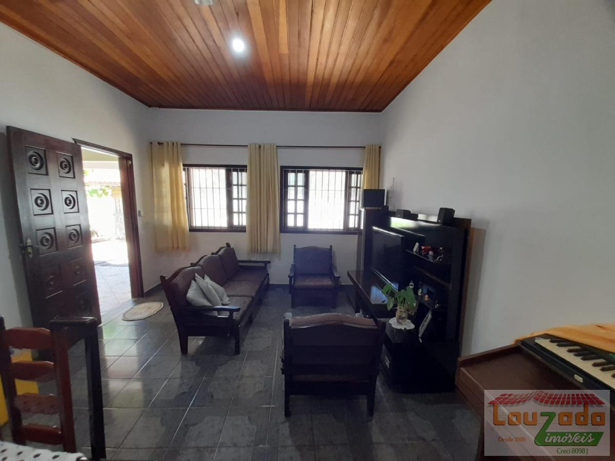 Casa à venda com 4 quartos, 960m² - Foto 3