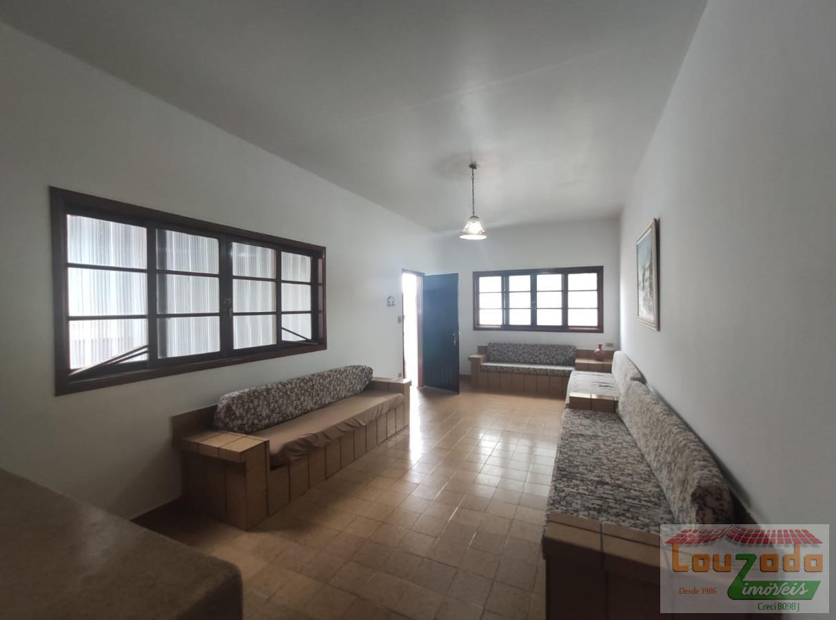 Casa à venda com 2 quartos, 275m² - Foto 4