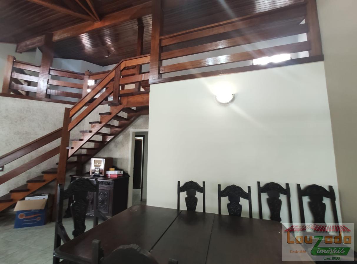 Sobrado à venda com 4 quartos, 300m² - Foto 3