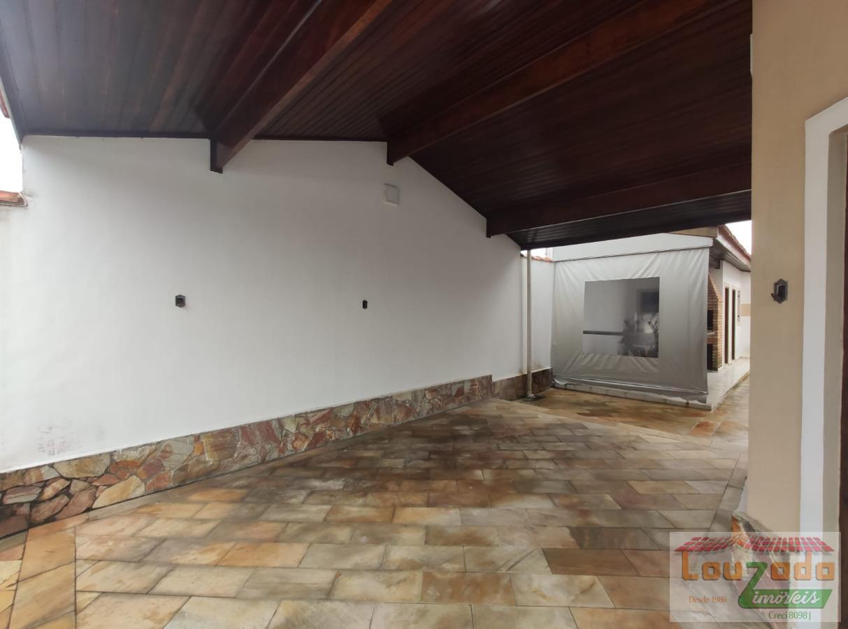 Sobrado à venda com 4 quartos, 300m² - Foto 14