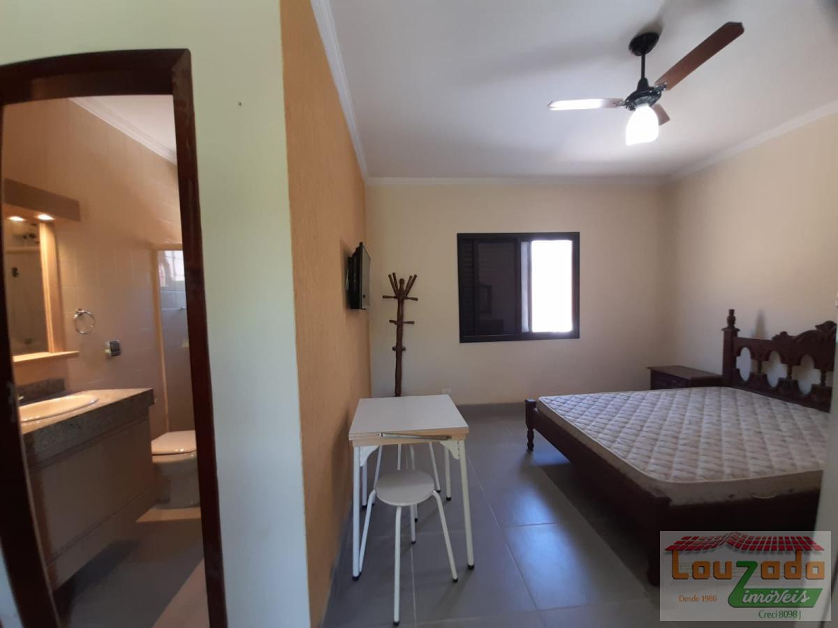 Casa à venda com 3 quartos, 600m² - Foto 13