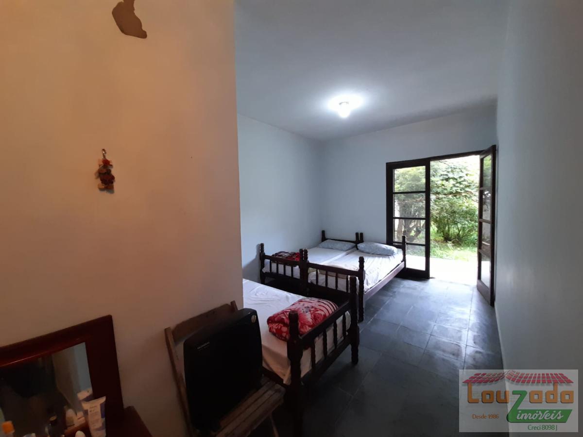 Casa à venda com 3 quartos, 1000m² - Foto 10