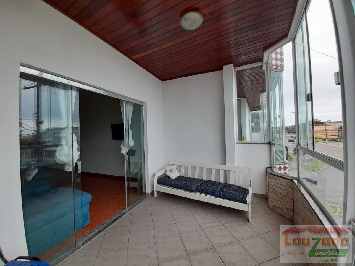 Apartamento à venda com 3 quartos, 187m² - Foto 3