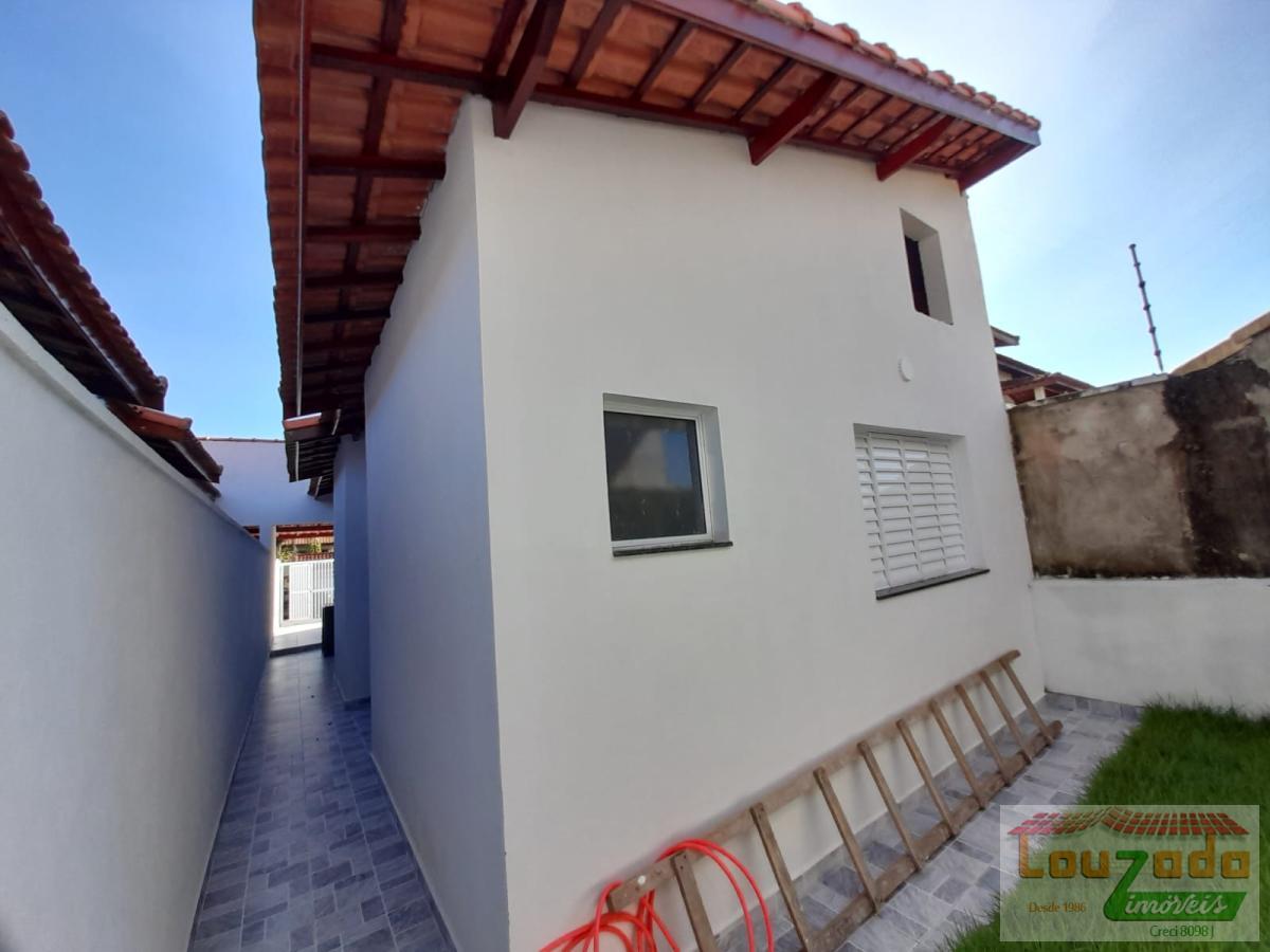 Casa à venda com 2 quartos, 125m² - Foto 11