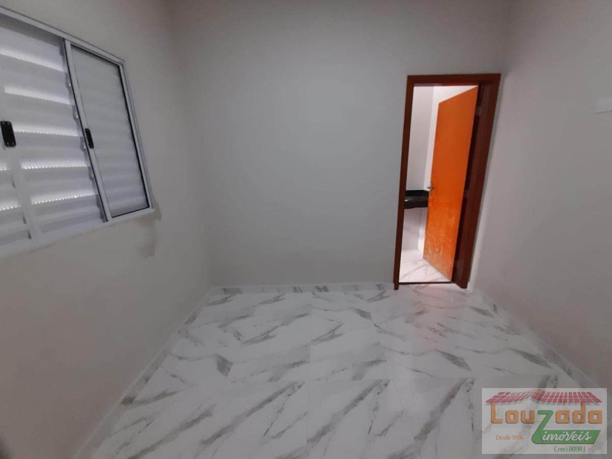 Casa à venda com 2 quartos, 125m² - Foto 9