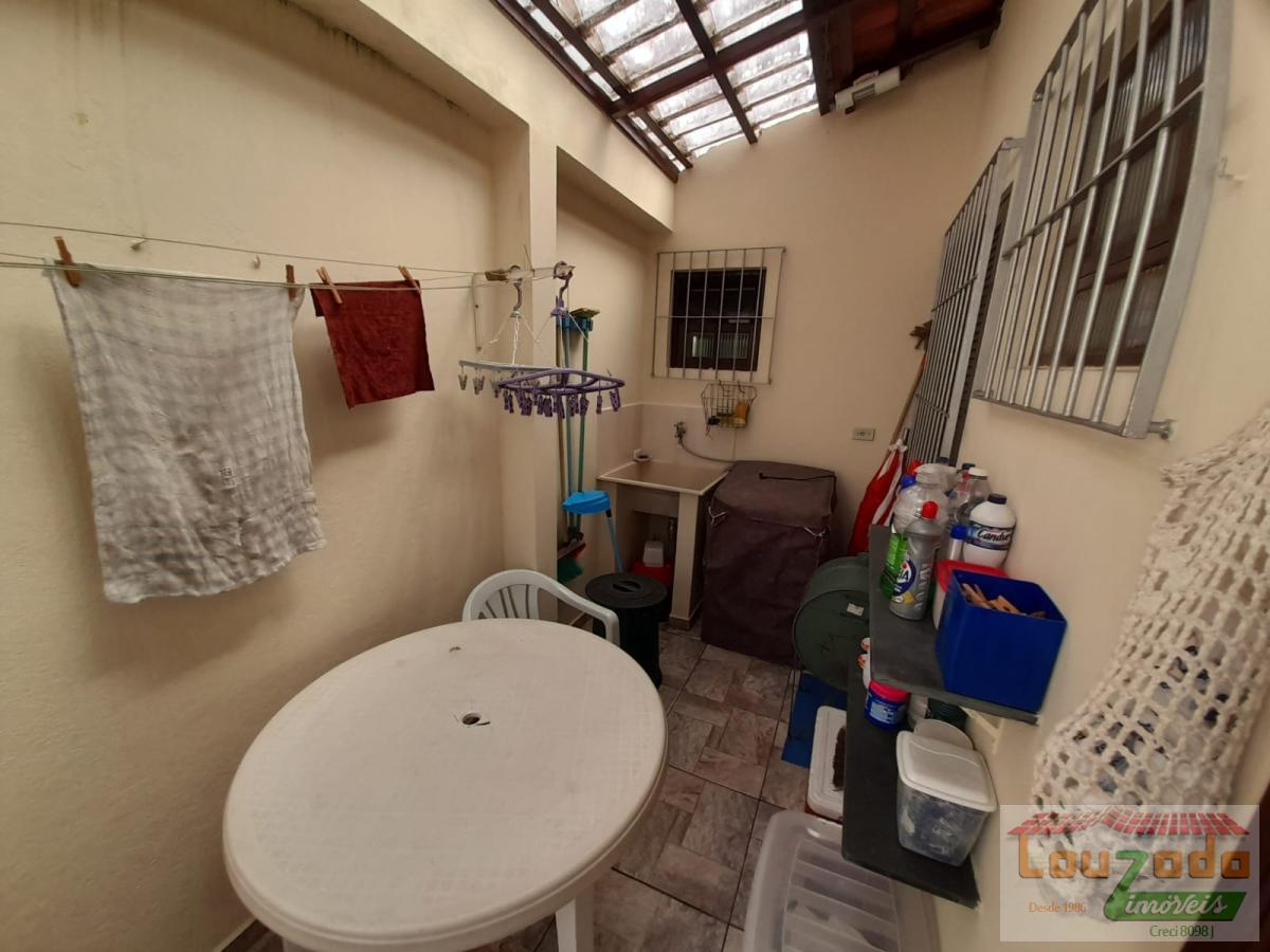 Casa à venda com 2 quartos, 120m² - Foto 5