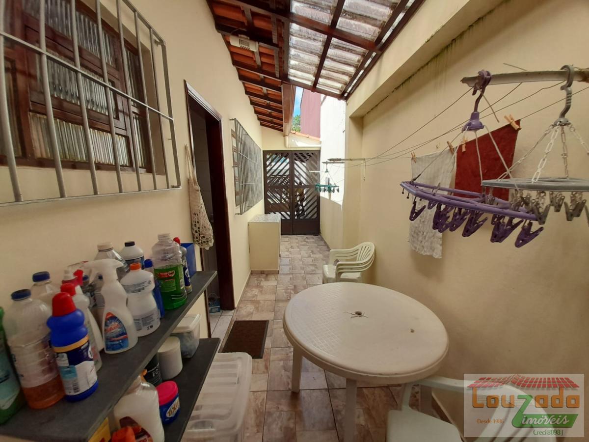 Casa à venda com 2 quartos, 120m² - Foto 6