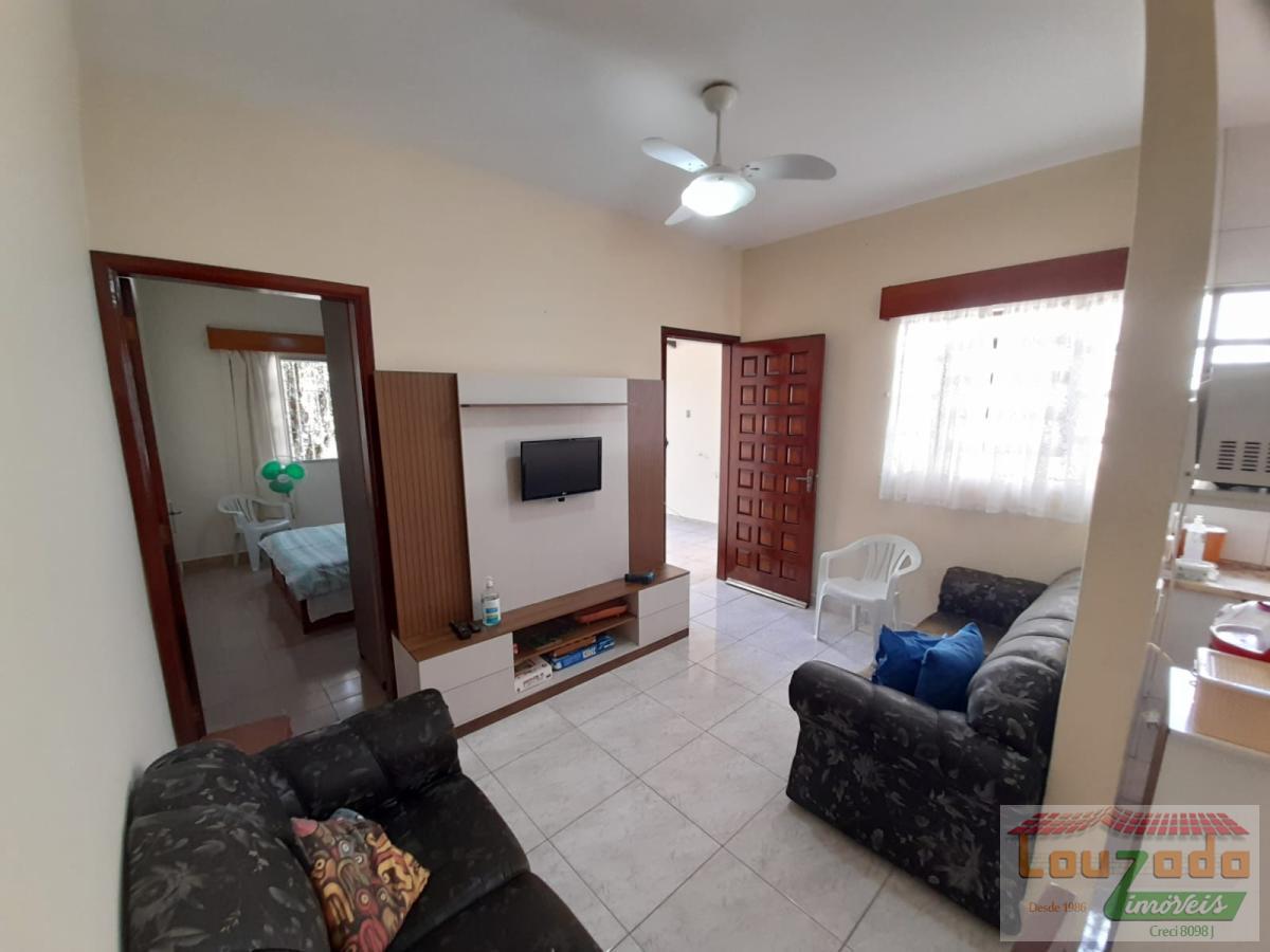 Casa à venda com 2 quartos, 120m² - Foto 3