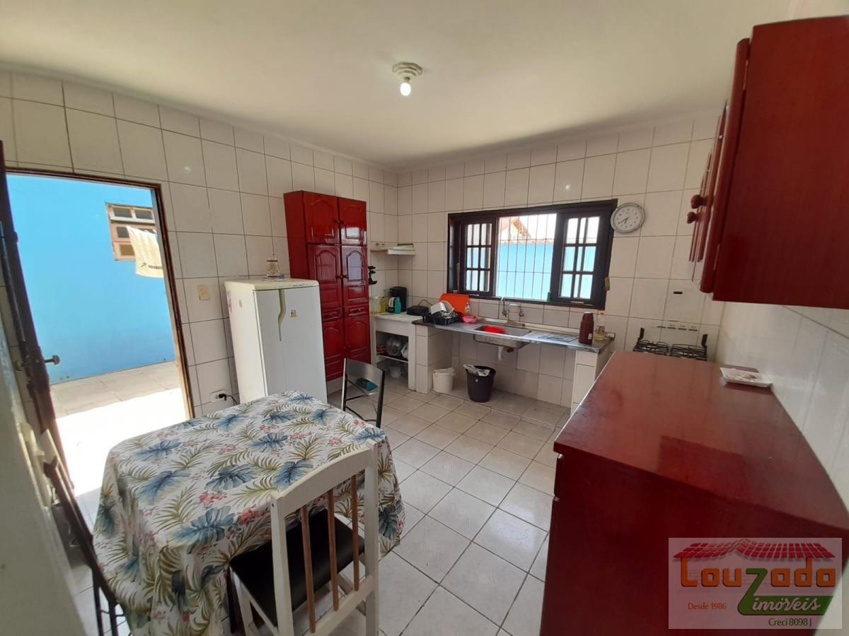 Casa à venda com 3 quartos, 294m² - Foto 7