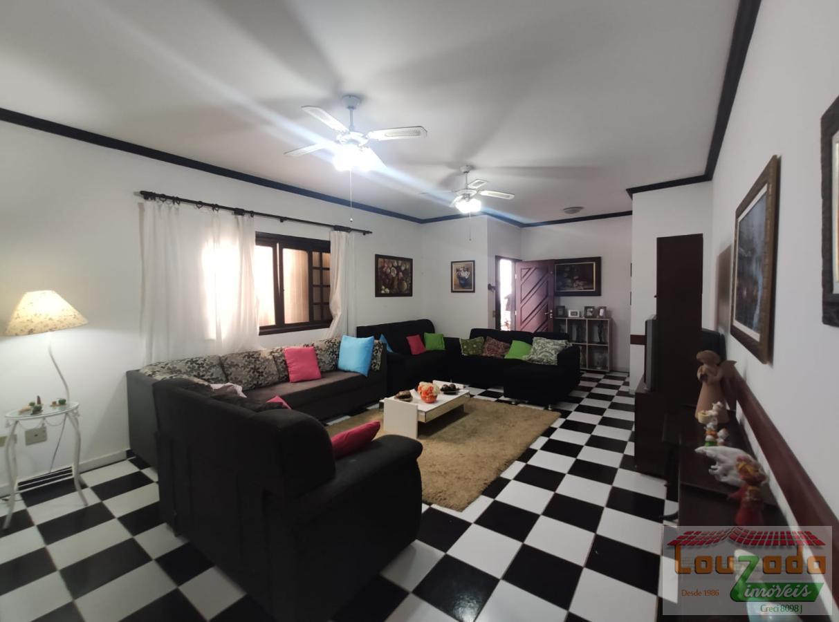 Casa à venda com 3 quartos, 360m² - Foto 5