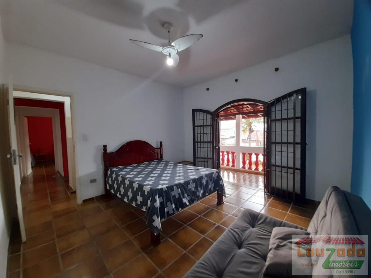 Casa à venda com 3 quartos, 300m² - Foto 6