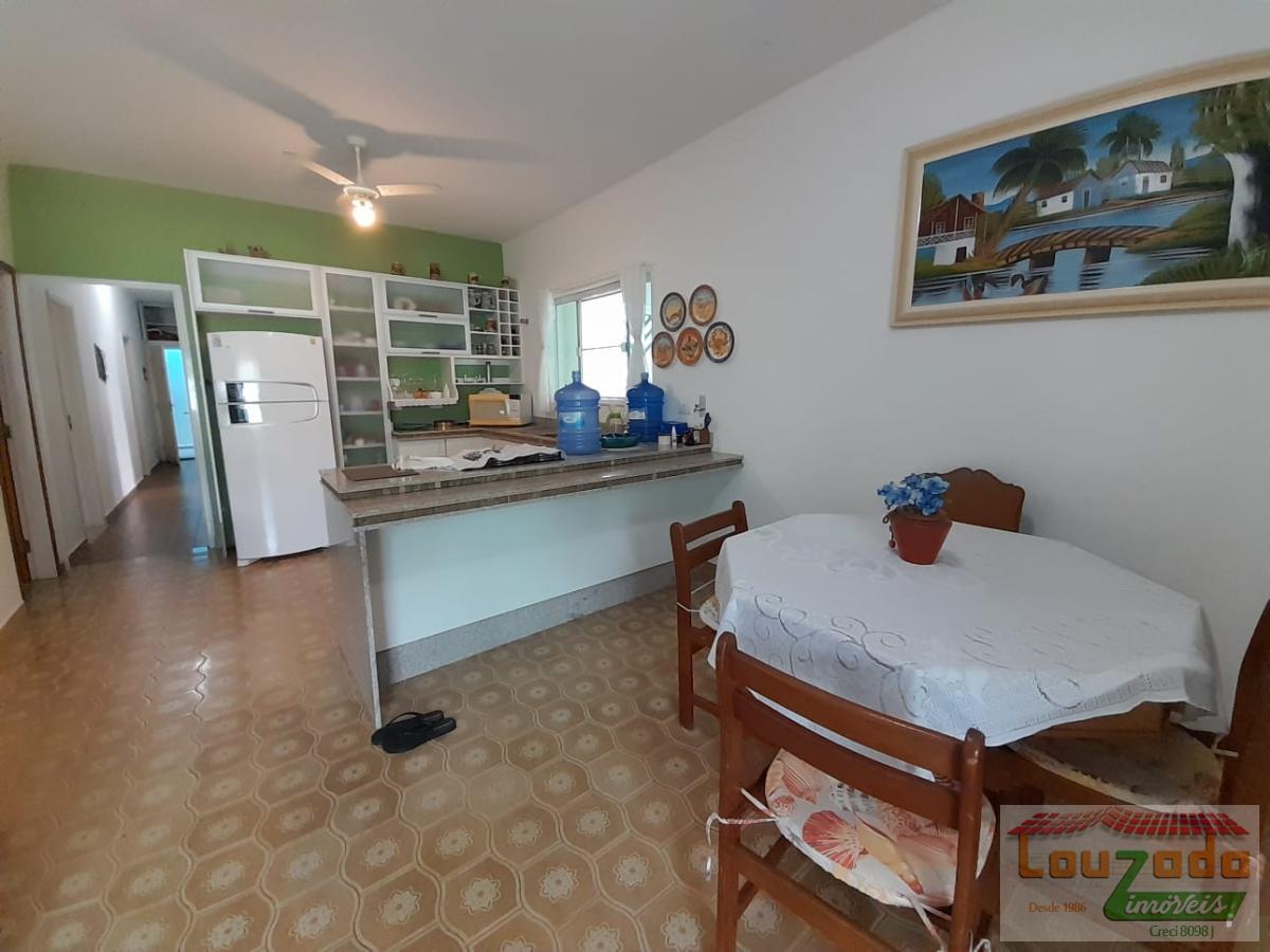 Casa à venda com 4 quartos, 260m² - Foto 5