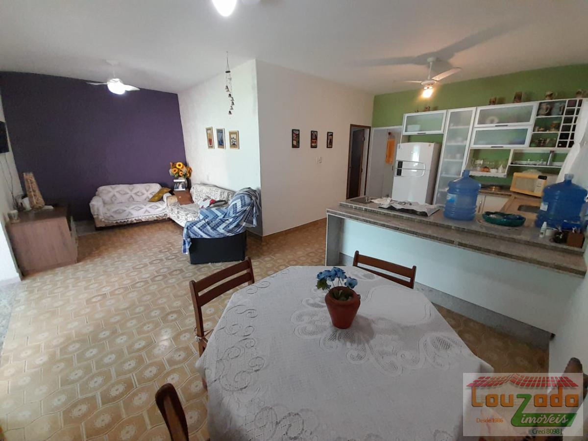 Casa à venda com 4 quartos, 260m² - Foto 4