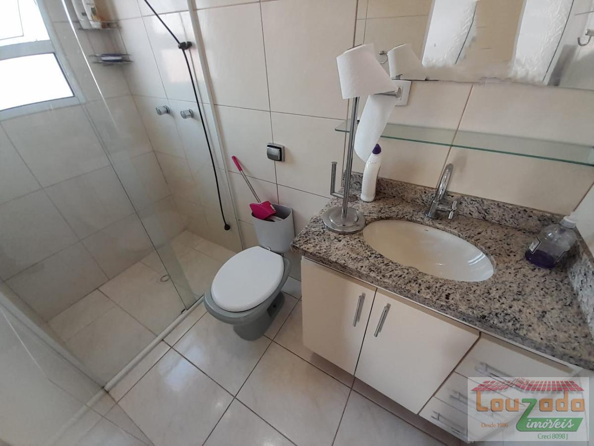 Casa à venda com 4 quartos, 260m² - Foto 22