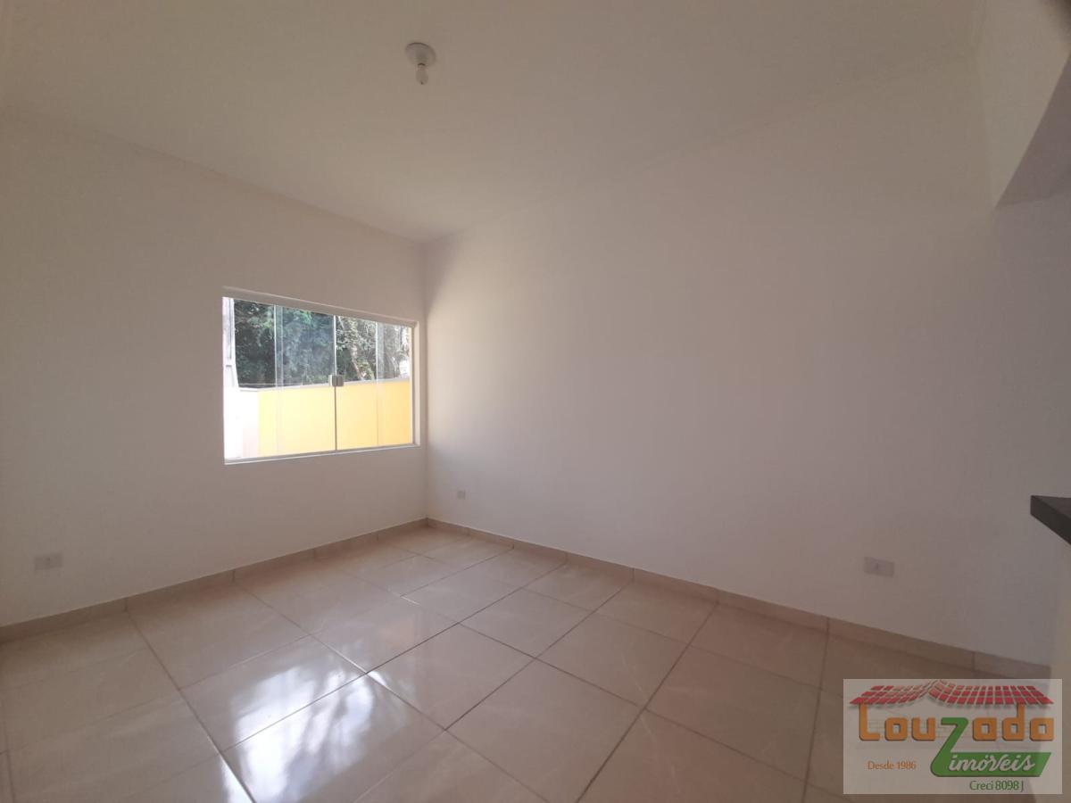 Casa à venda com 3 quartos, 168m² - Foto 3