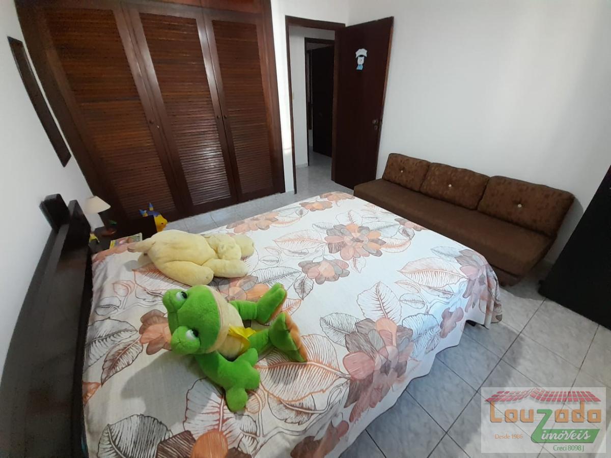 Casa à venda com 3 quartos, 253m² - Foto 12