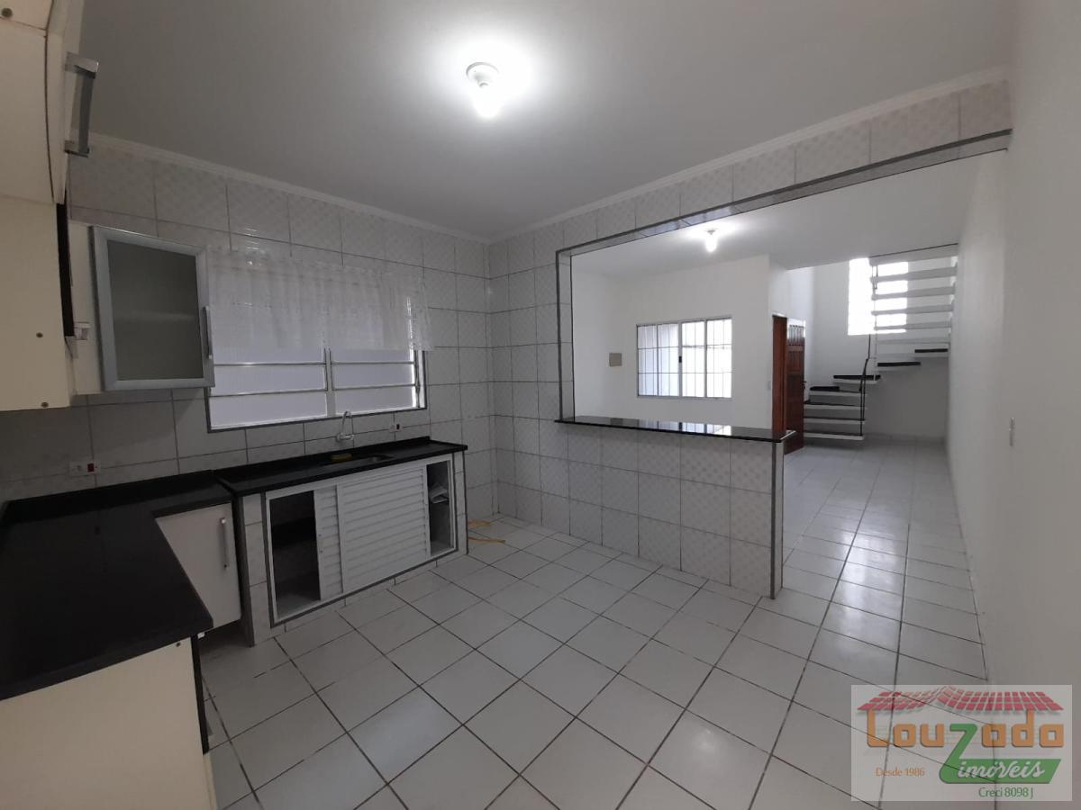 Sobrado à venda com 2 quartos, 131m² - Foto 5