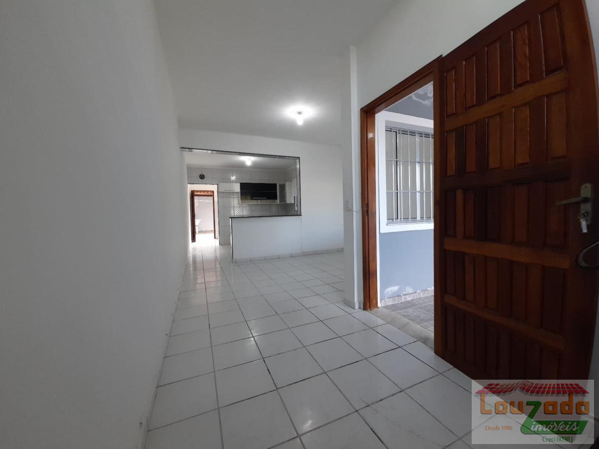 Sobrado à venda com 2 quartos, 131m² - Foto 2