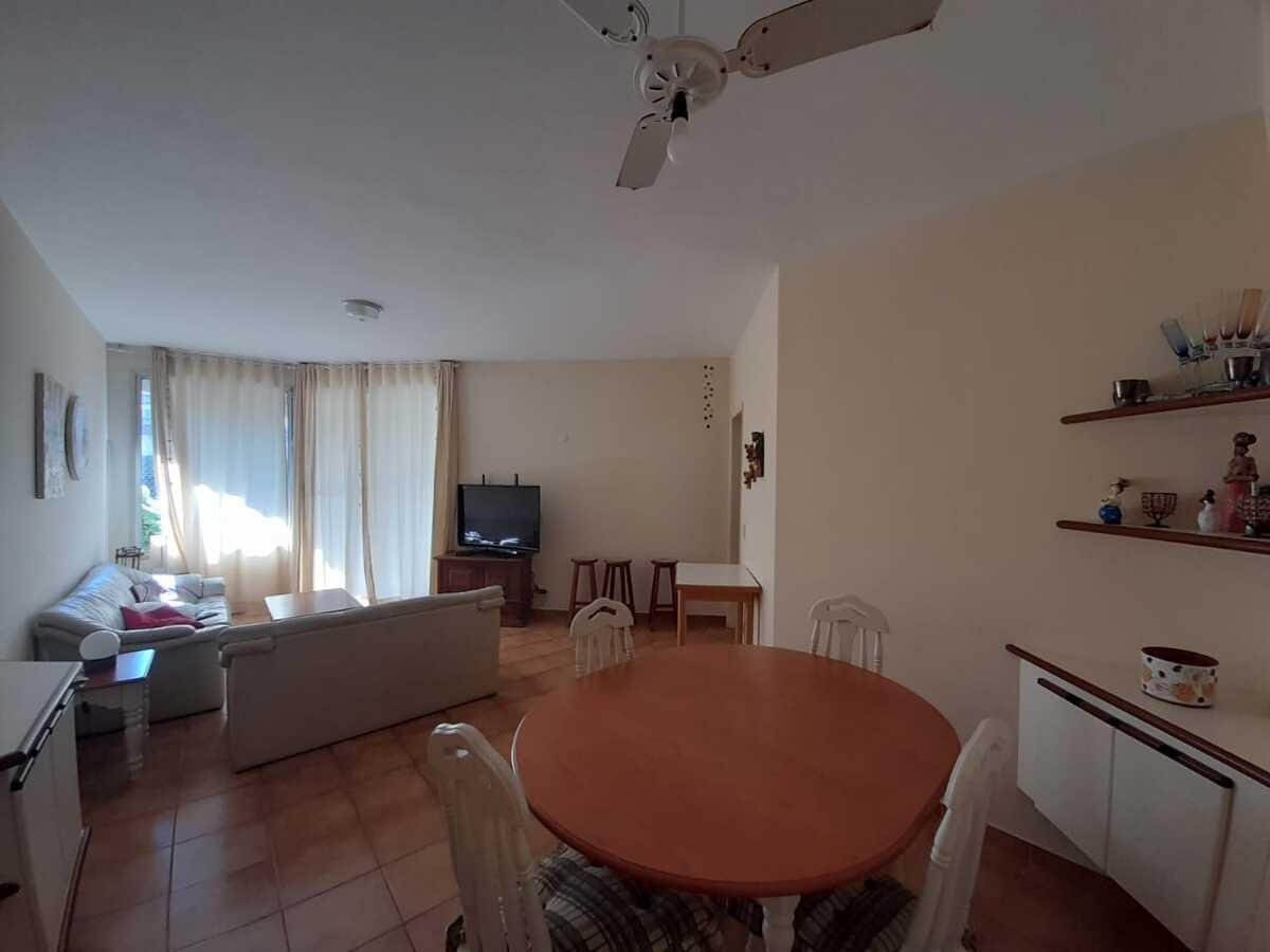 Apartamento à venda com 4 quartos, 236m² - Foto 2