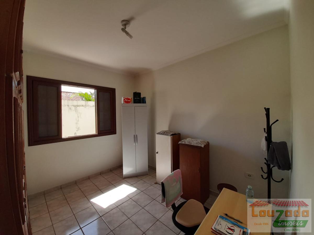 Casa à venda com 3 quartos, 188m² - Foto 6