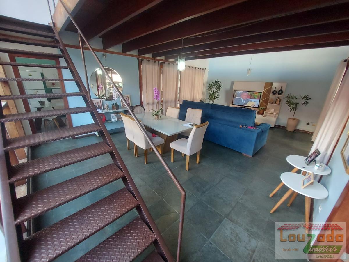 Casa à venda com 5 quartos, 360m² - Foto 3