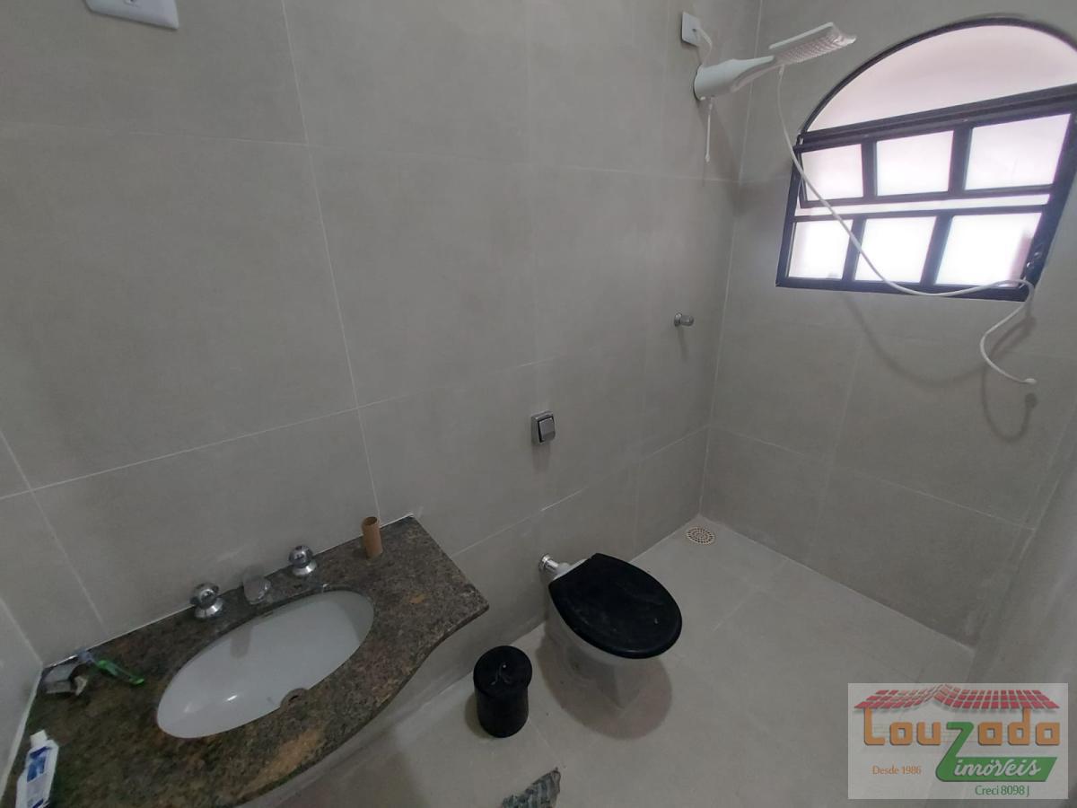 Casa à venda com 3 quartos, 360m² - Foto 8