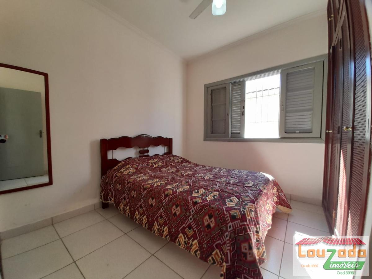 Casa à venda com 3 quartos, 270m² - Foto 10