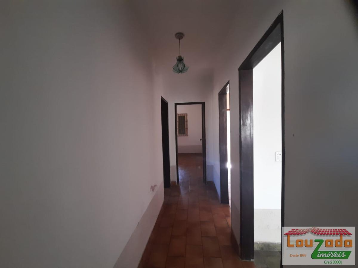 Casa à venda com 2 quartos, 300m² - Foto 5