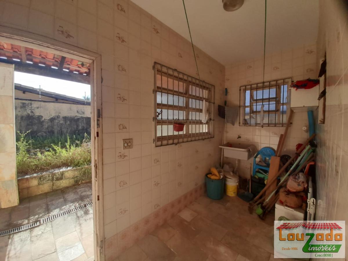 Casa à venda com 2 quartos, 300m² - Foto 9