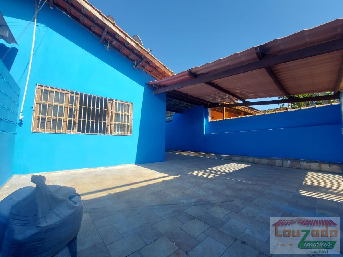 Casa à venda com 3 quartos, 288m² - Foto 2