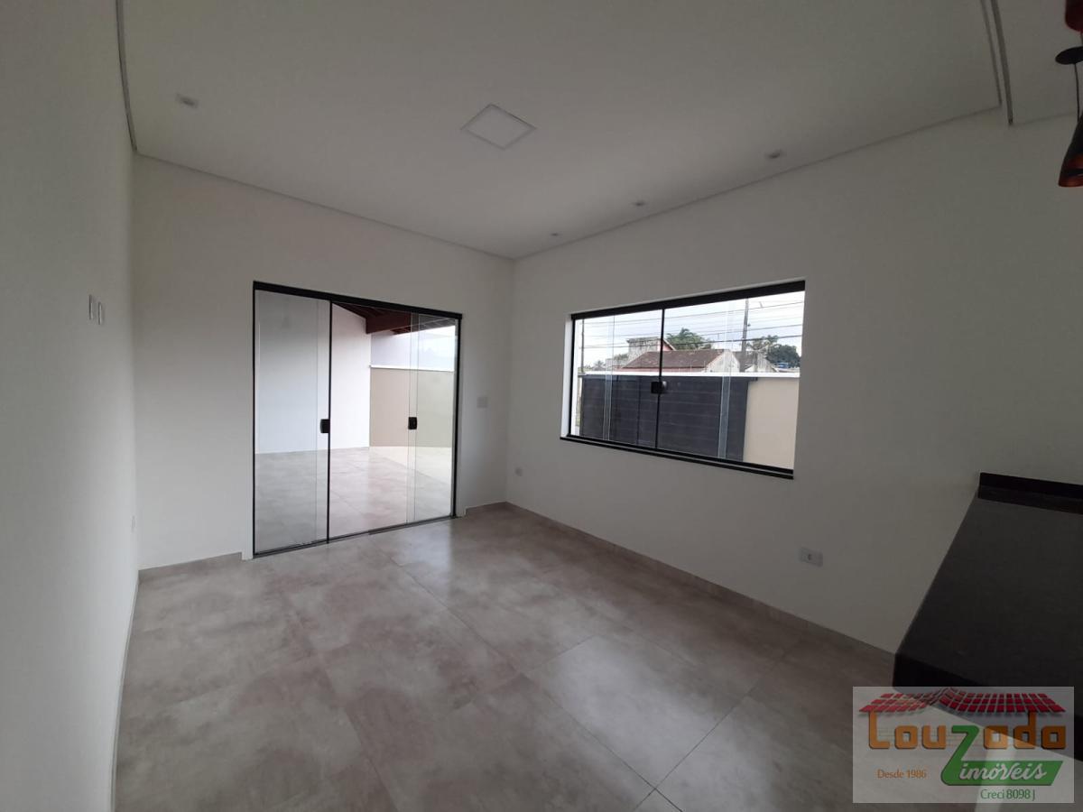 Casa à venda com 2 quartos, 145m² - Foto 5