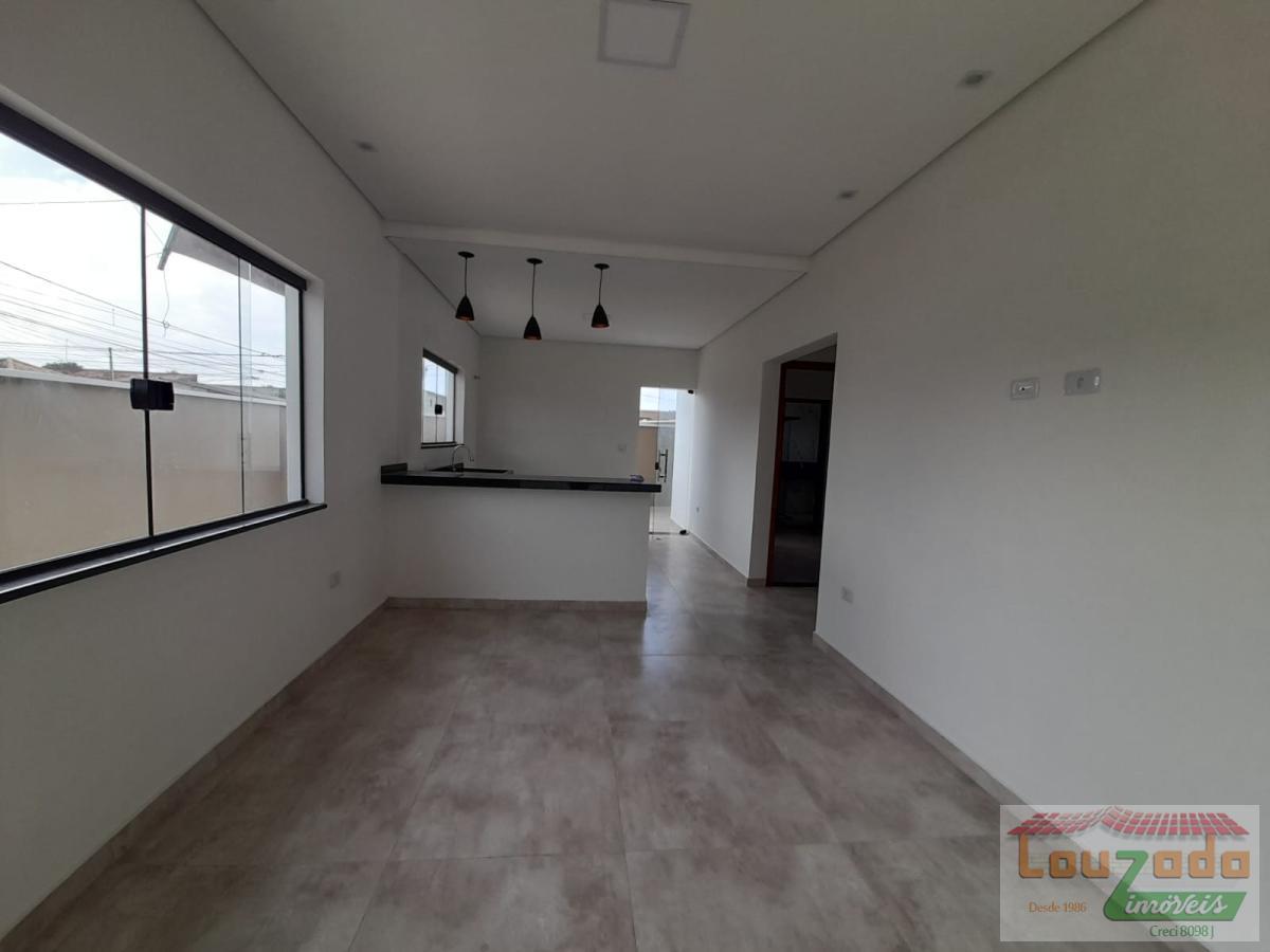 Casa à venda com 2 quartos, 145m² - Foto 6