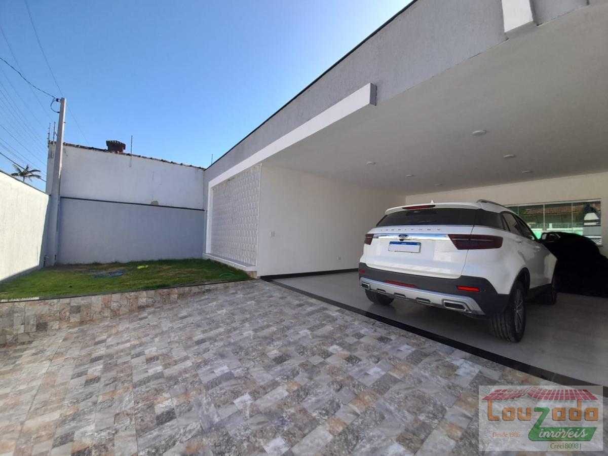 Casa à venda com 3 quartos, 360m² - Foto 3