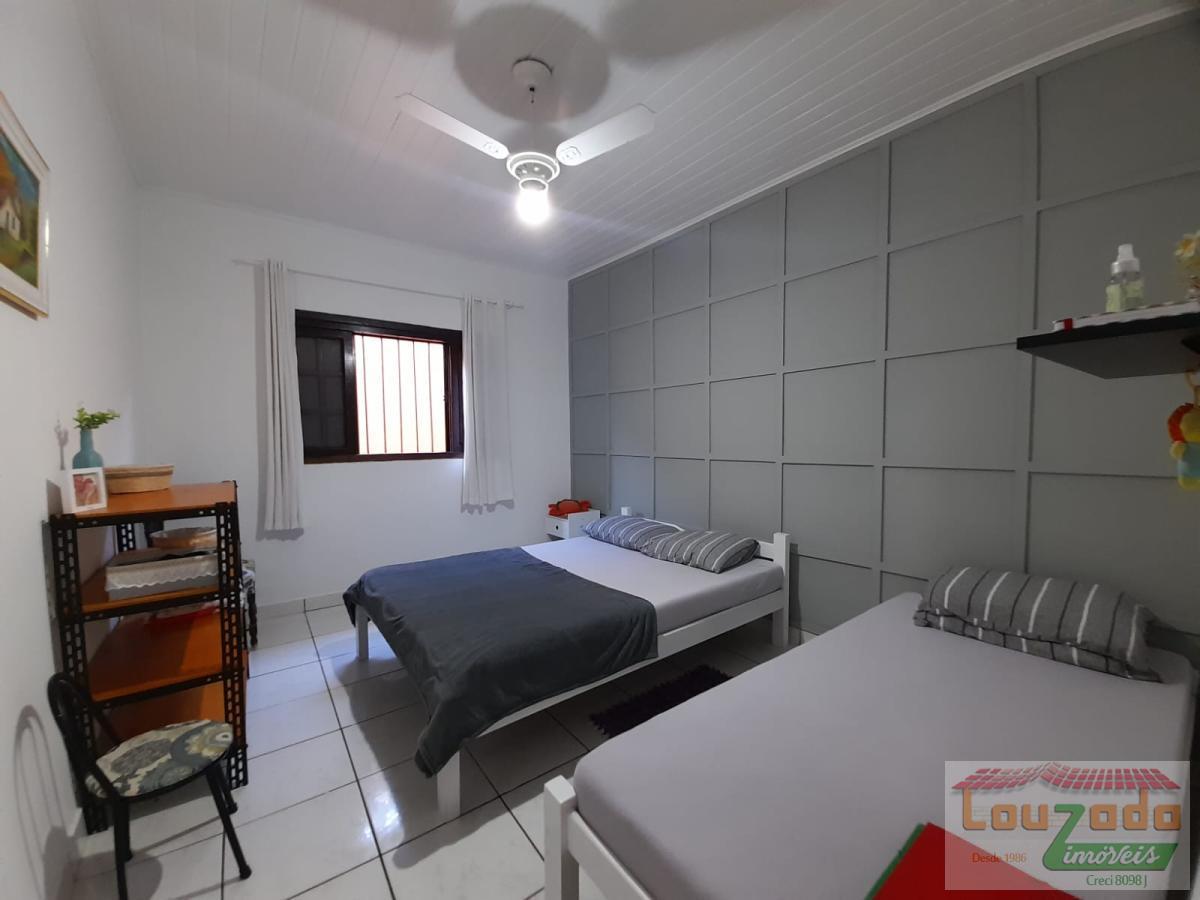 Casa à venda com 6 quartos, 360m² - Foto 13