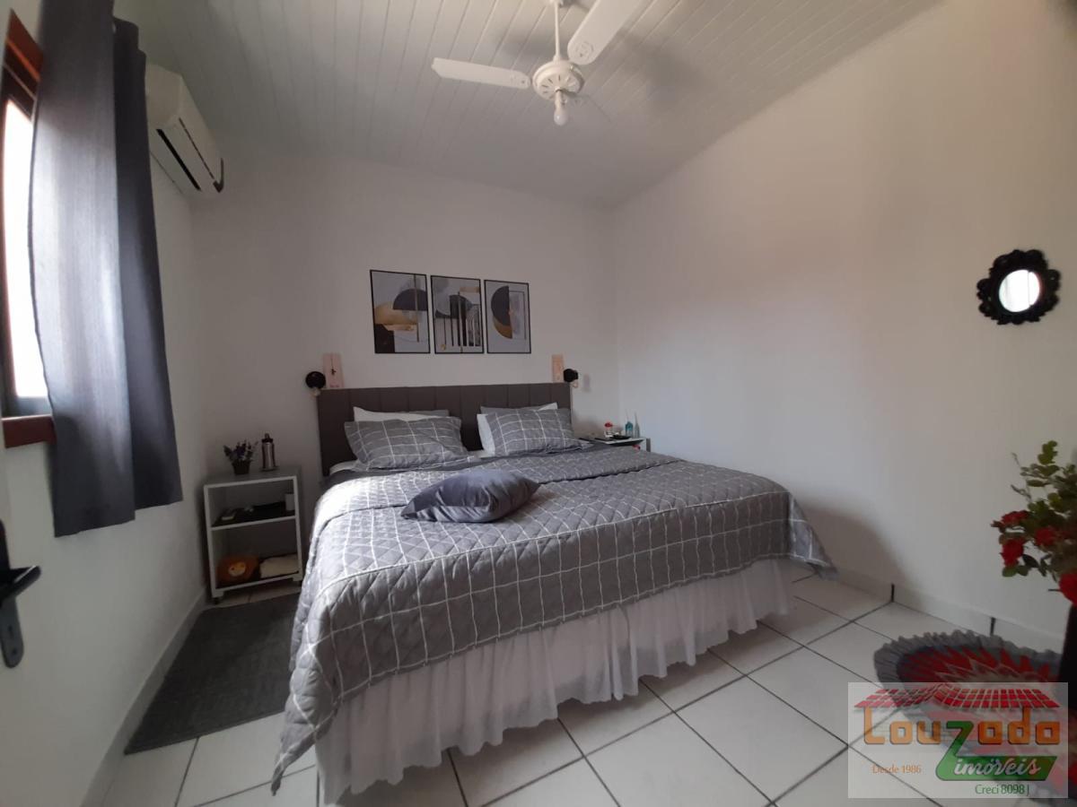 Casa à venda com 6 quartos, 360m² - Foto 15