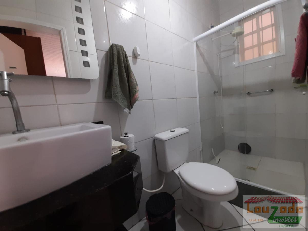 Casa à venda com 6 quartos, 360m² - Foto 17