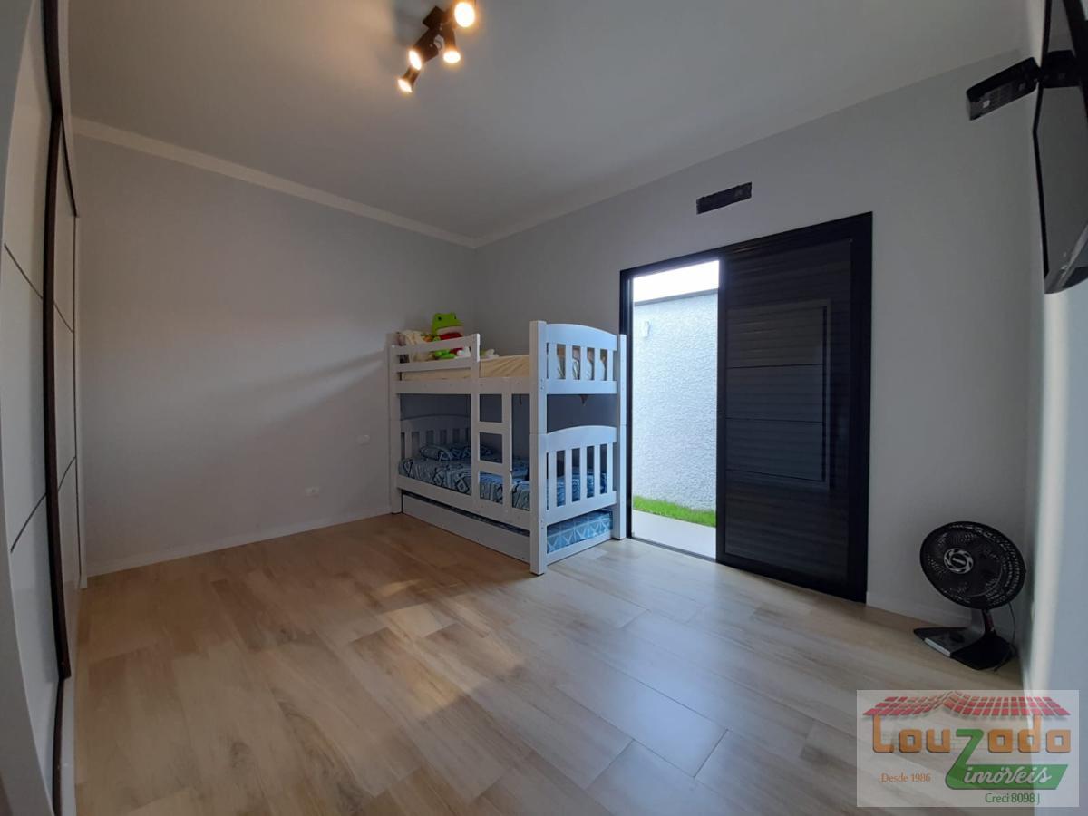 Casa à venda com 3 quartos, 270m² - Foto 12