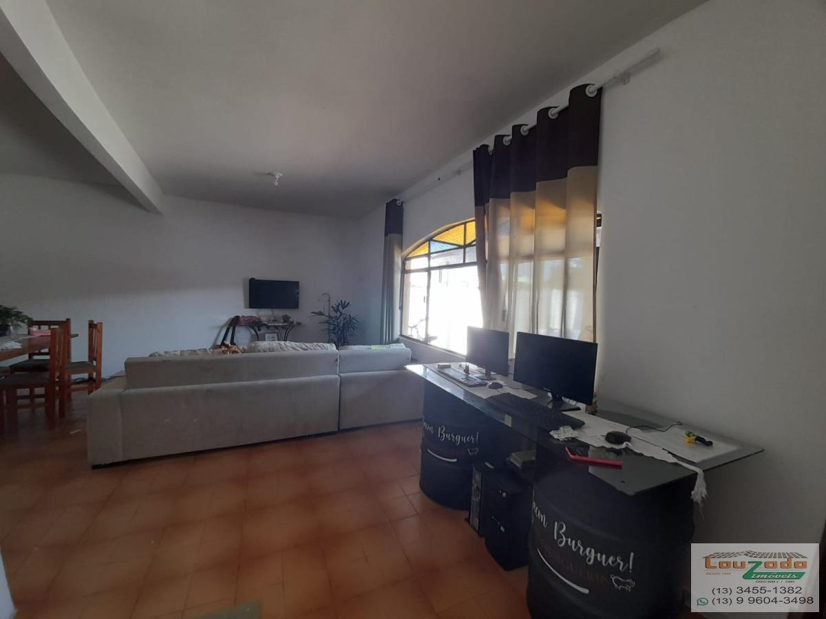 Casa à venda com 3 quartos, 300m² - Foto 3