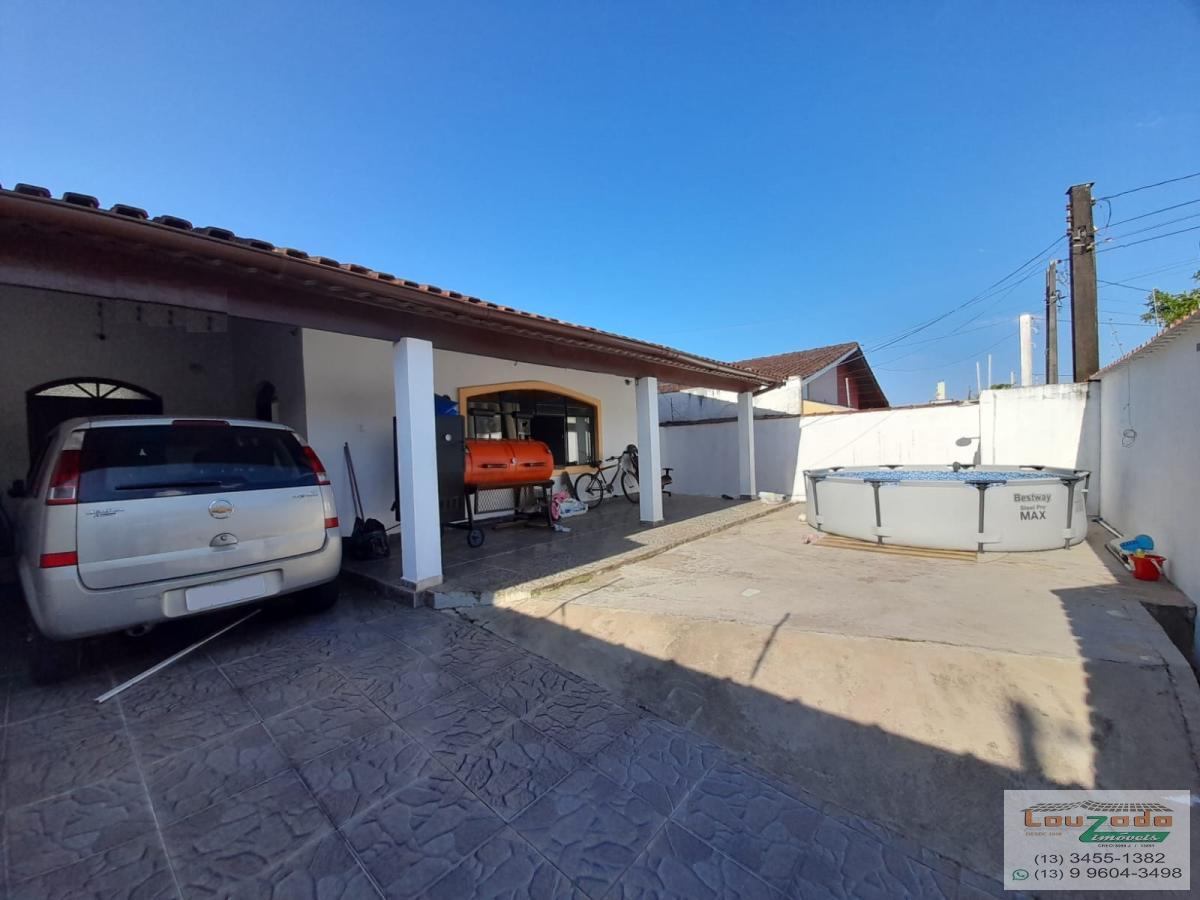 Casa à venda com 3 quartos, 300m² - Foto 1