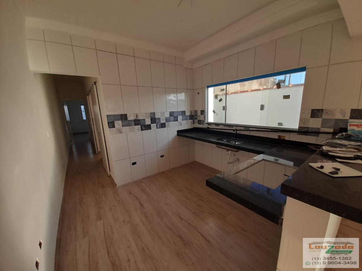 Casa à venda com 2 quartos, 150m² - Foto 4